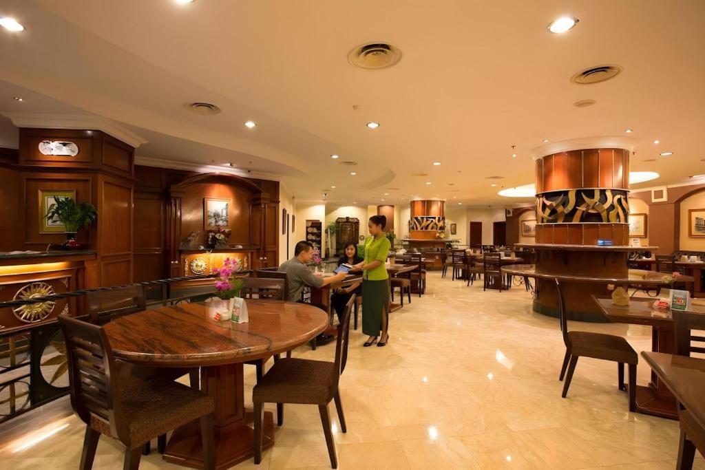 Classic Hotel Yakarta Exterior foto